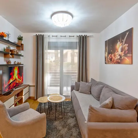 Mount Jasmine 公寓